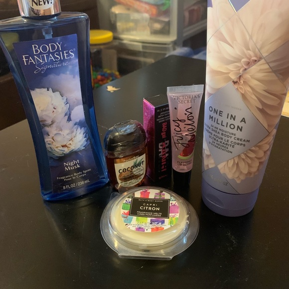 Bundle for that pampered evening 🥰 - Picture 2 of 2